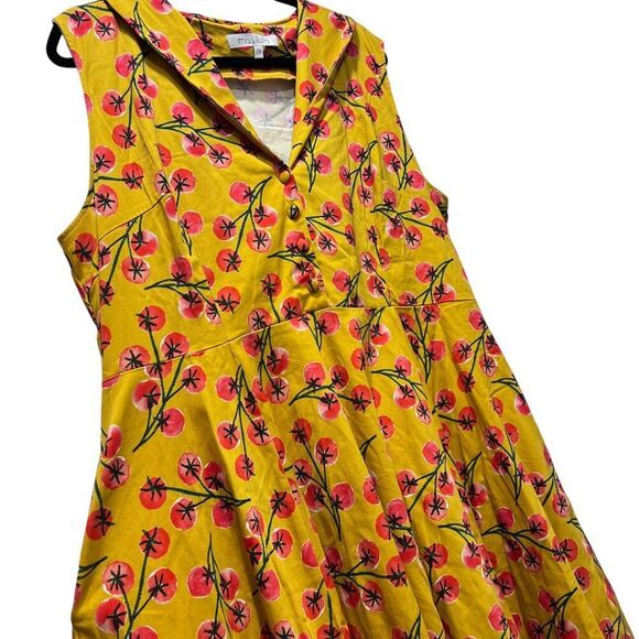 Miss Lulo Cherry Tomato Print Retro Pinup Style Sleeveless Dress Size 2X - Picture 2 of 6